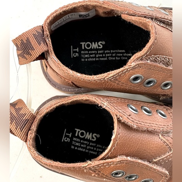 TOMS Chukka Boot Toddler/Infant size 5 - NWT - Picture 3 of 7